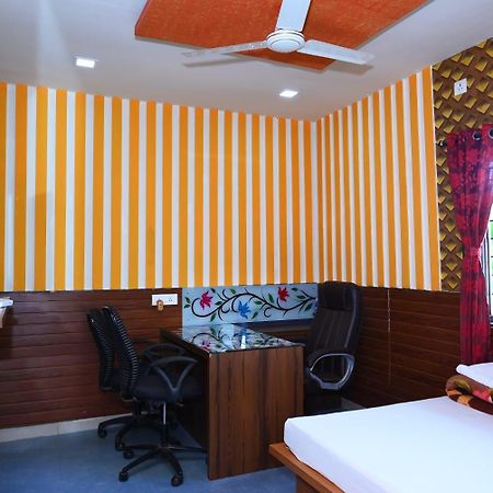 P P Lodging Mangvadi Buitenkant foto