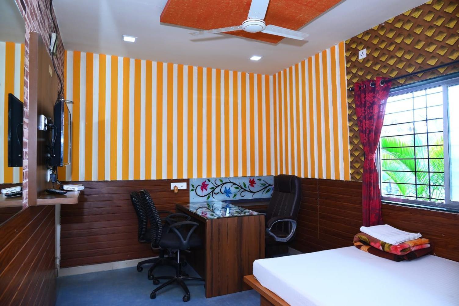 P P Lodging Mangvadi Buitenkant foto