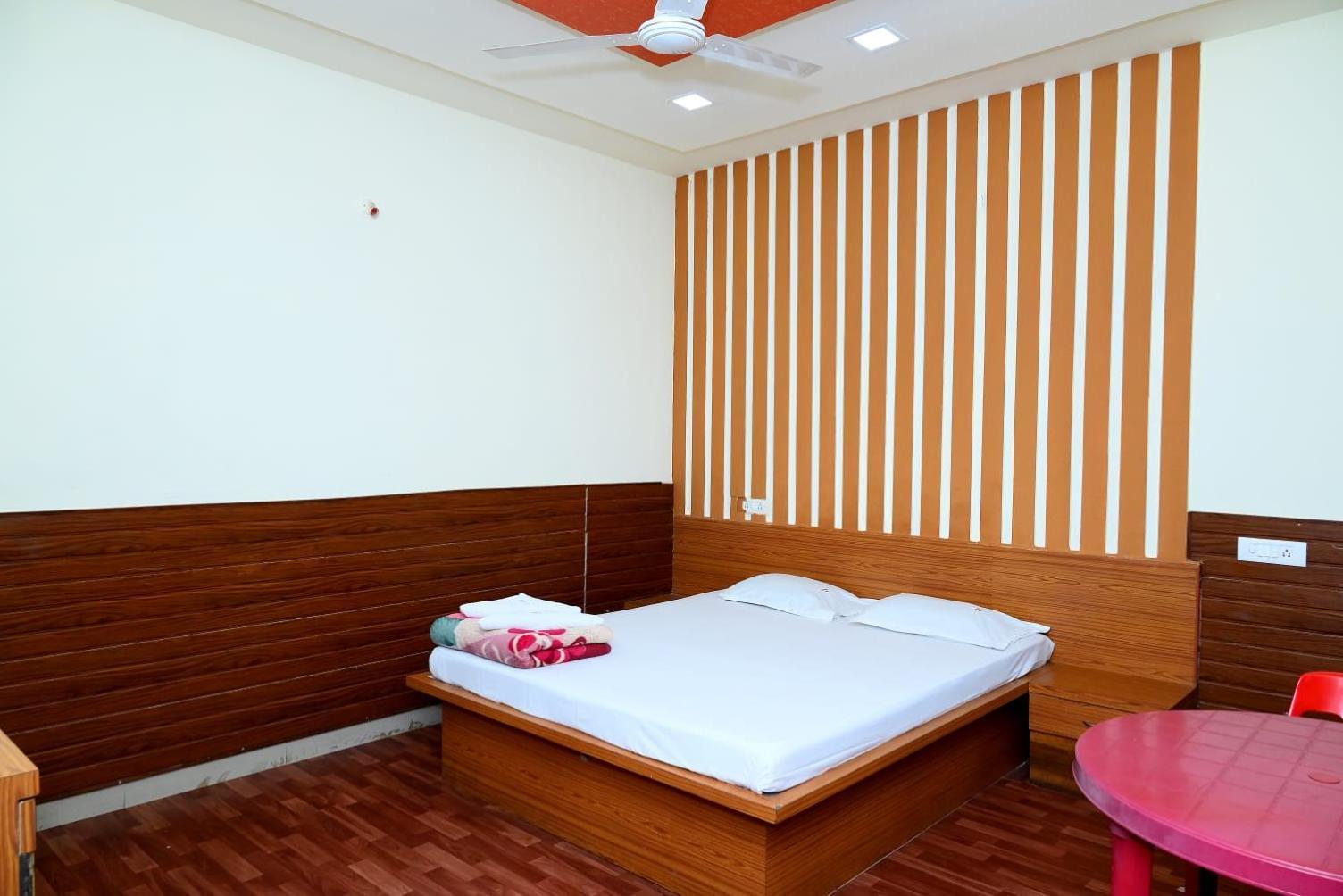P P Lodging Mangvadi Buitenkant foto